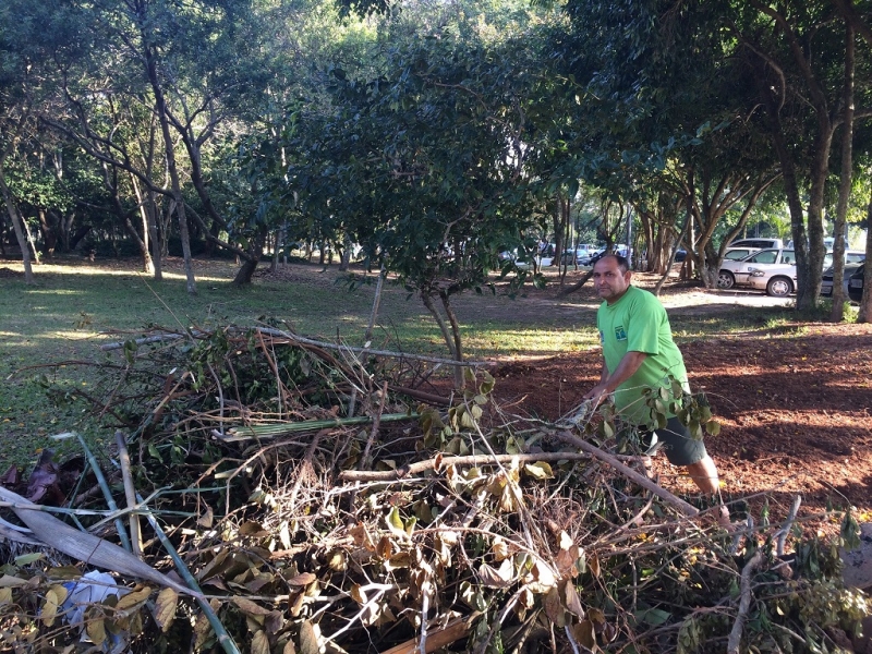 Floram deixa mais limpo Parque da Luz