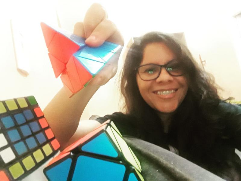 Professora da EBM Osvaldo Machado utiliza desenhos animados para o ensino remoto