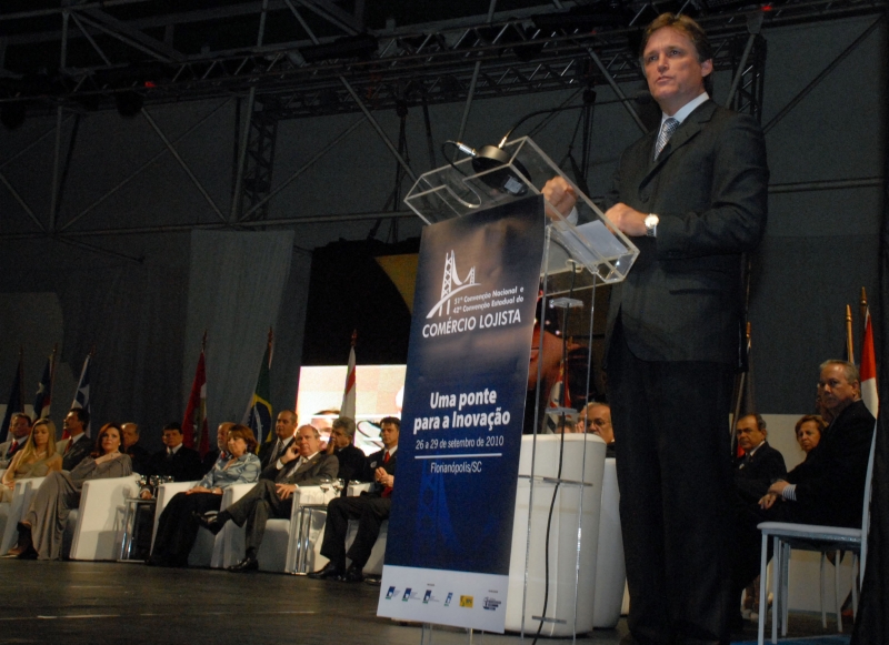 Prefeito prestigia 51ª Convenção Nacional do Comércio Lojista