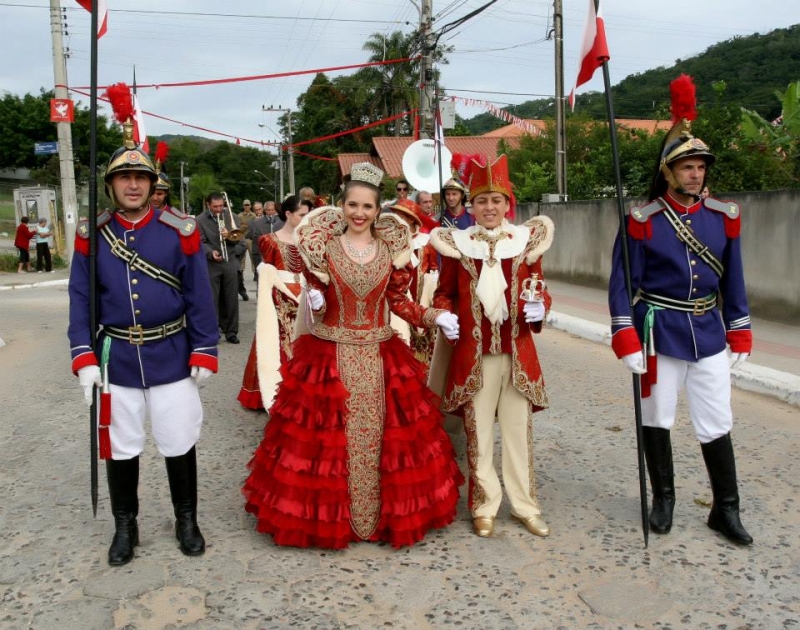 Ciclo de Festas do Divino termina neste domingo 