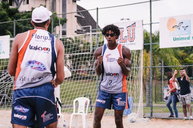 Florianópolis é campeã do vôlei de praia nos JASC