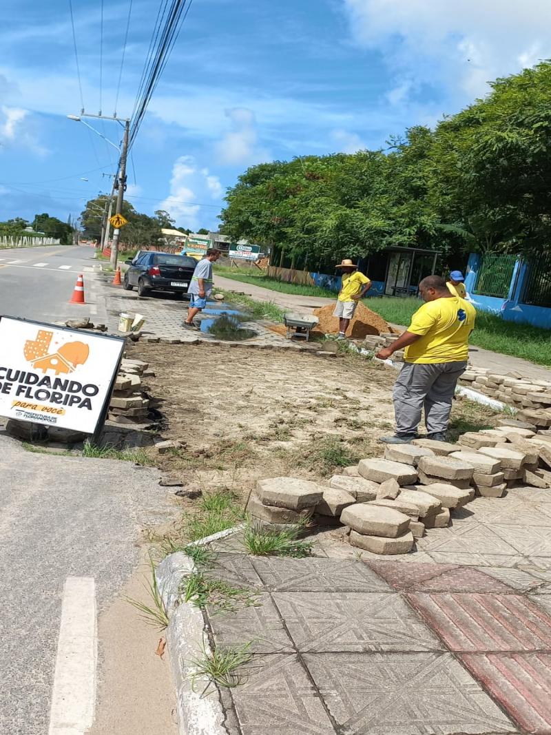 Prefeitura faz mutirão de limpeza e manutenção no Rio Vermelho esta semana