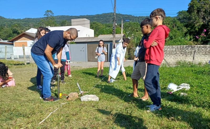 De olho na Terra e espaço: estudantes participam de olimpíadas nacionais
