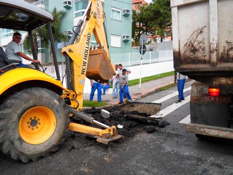 Prefeitura busca recuperar estragos da chuva