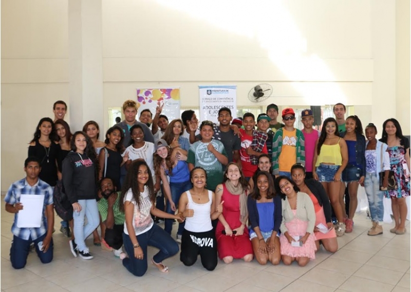Jovens recebem formação em informática