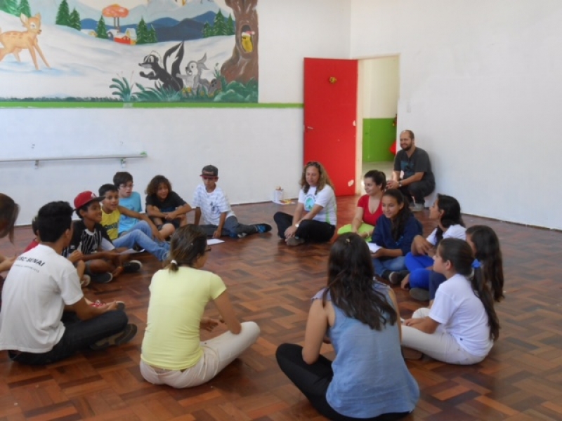 Violência sexual infantil é debatida no CRAS