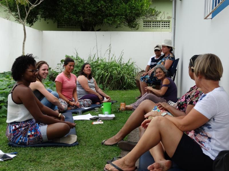 Grupo mãos à Horta do CS Rio Vermelho cultiva mais de 60 espécies de ervas medicinais