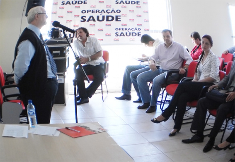 Combate à Dengue une capital e São José 
