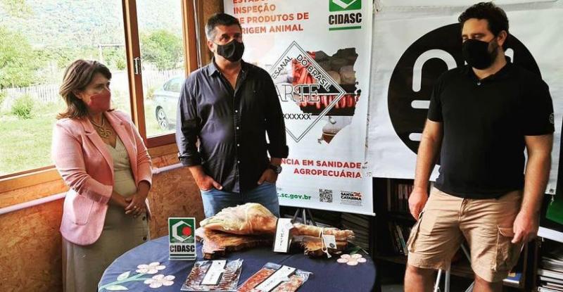Primeiro Selo Arte é entregue para produtor da Grande Florianópolis