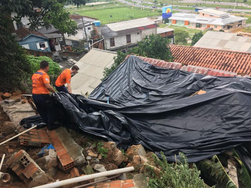 Prefeitura faz simulado de preparação para desastres naturais