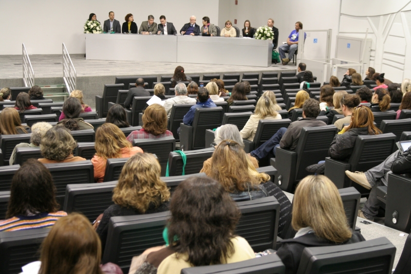 Assistência Social: Debate sobre gestão e financiamento