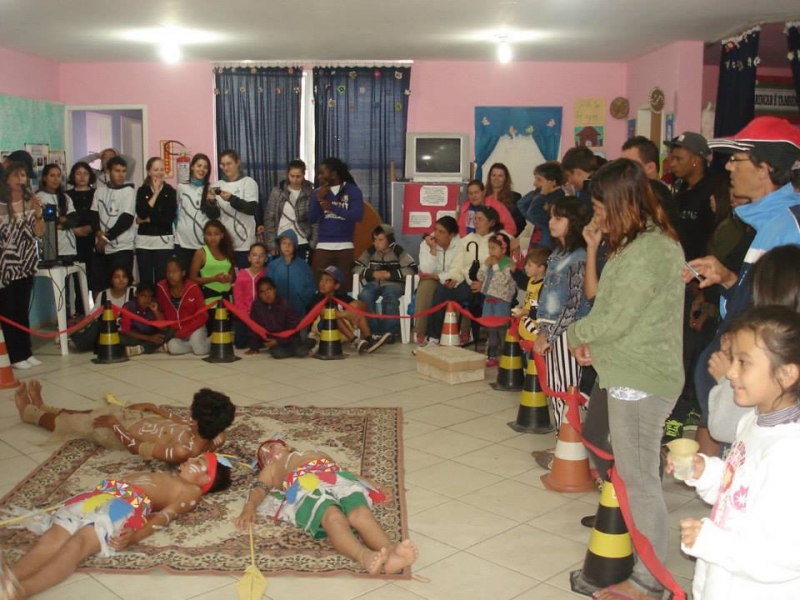 Festa da Primavera reúne centenas na Tapera