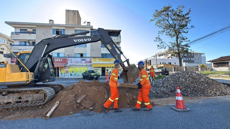Iniciada obra na Avenida Lions Internacional, nos Ingleses