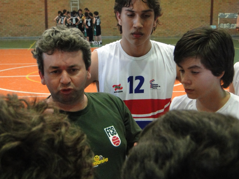 Basquetebol da capital busca bons resultados em Joinville.