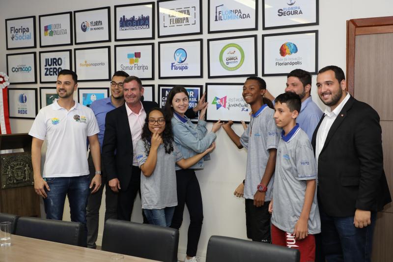 Prefeitura assina ordem de serviço do Estação da Juventude 