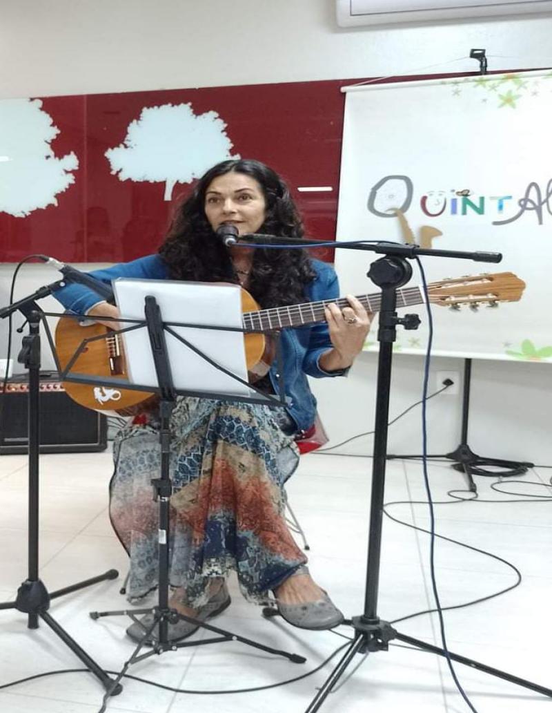 Professora da rede municipal de ensino da Capital produz disco musical infantil