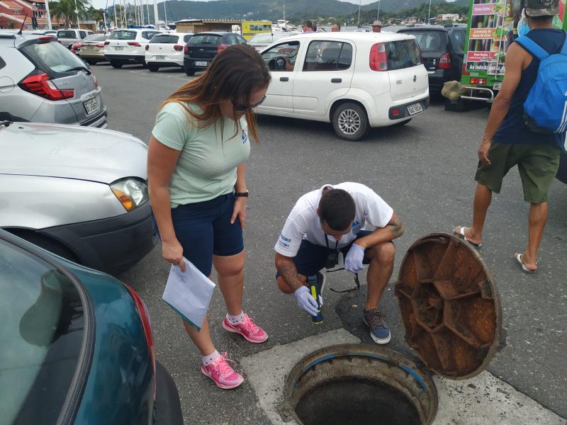 Prefeitura interdita ligações irregulares de esgoto na Lagoa da Conceição 