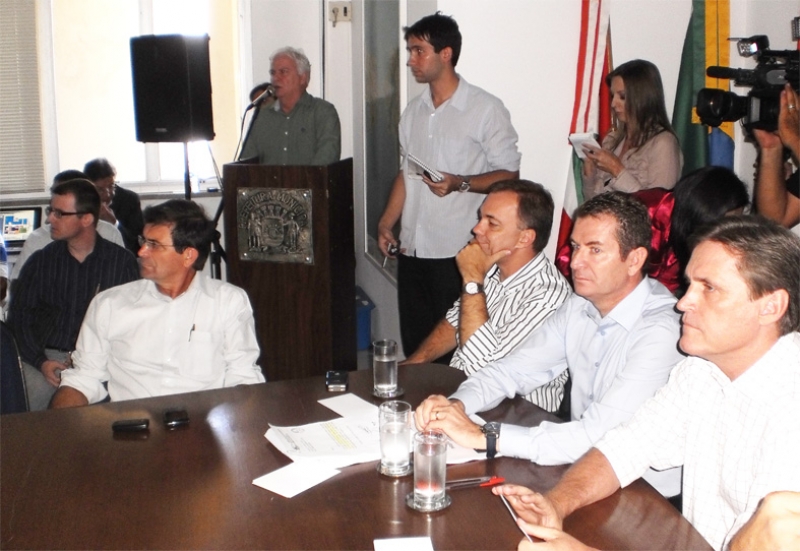 Secretário apresenta projeto do novo Centro de Saúde do Pantanal