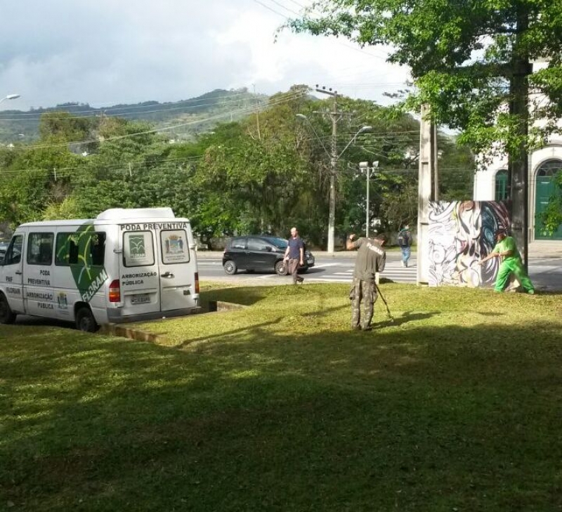 Praça Santos Dumont é revitalizada