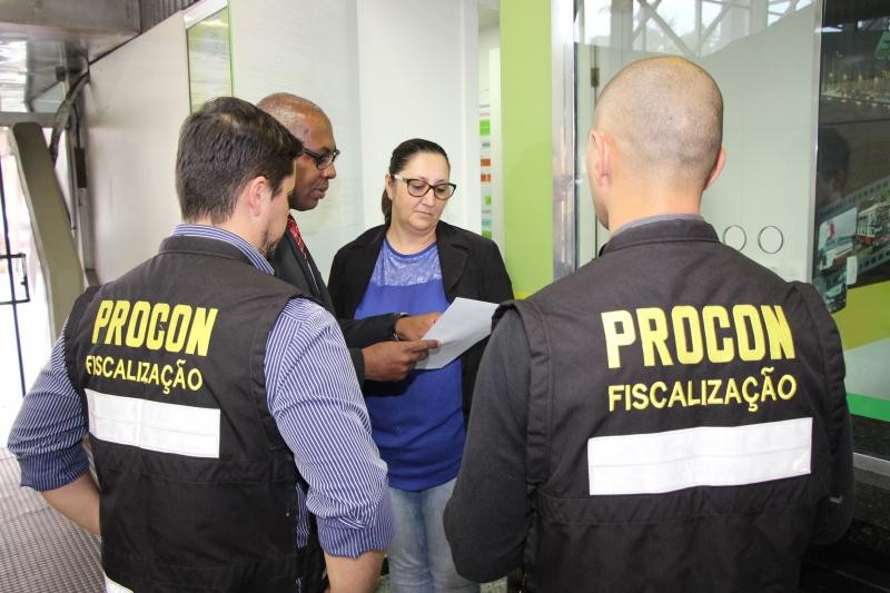 Pedágio incluído na passagem gera notificação