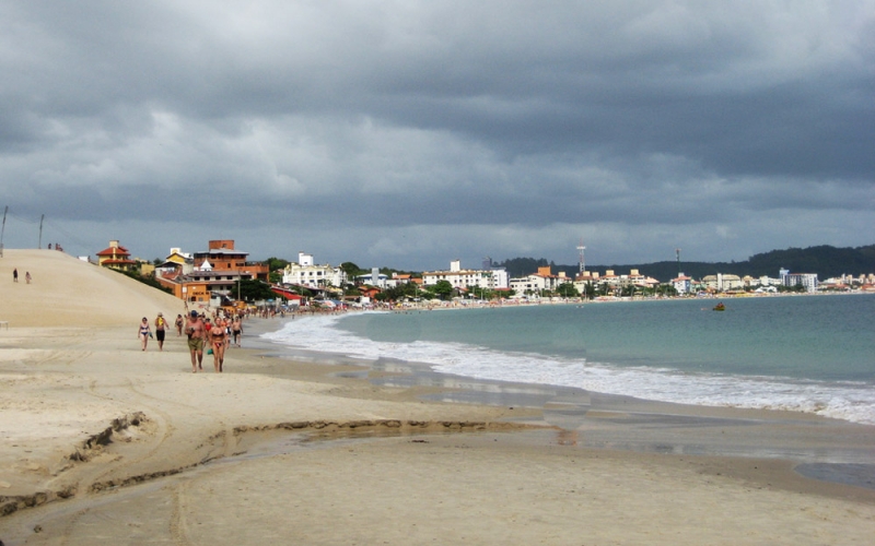 Ruas do Norte da Ilha recebem manutenção