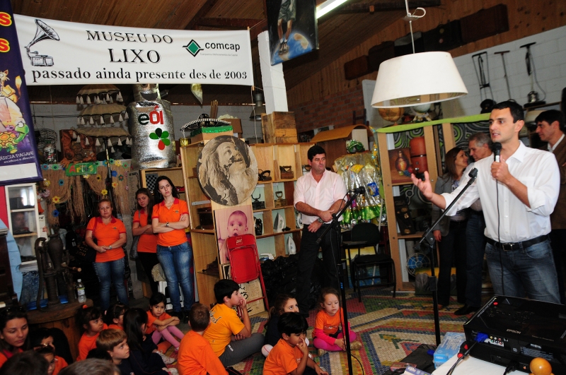 Museu do Lixo da Comcap celebrando 10 anos