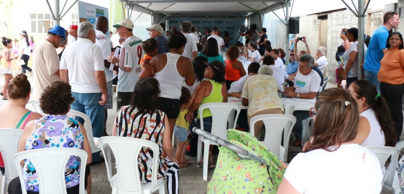 Prefeitura no Bairro atende a três comunidades