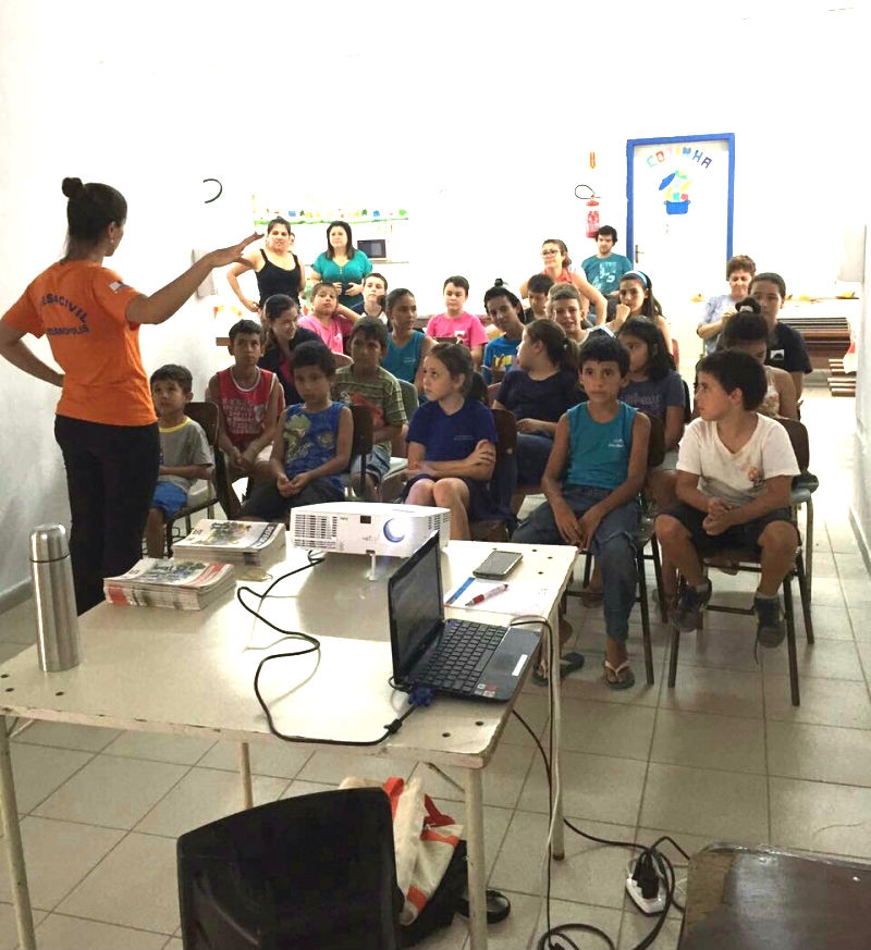 Defesa Civil retoma projeto nas escolas