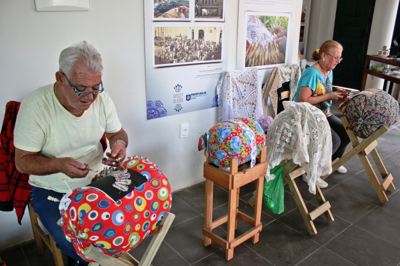 A renda de bilro quebrando paradigmas