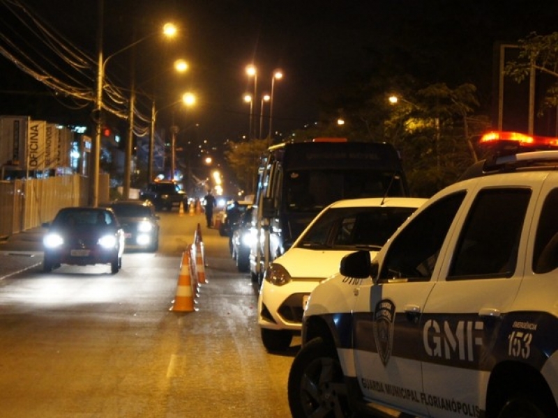 Blitz da Lei Seca autua nove por embriaguez