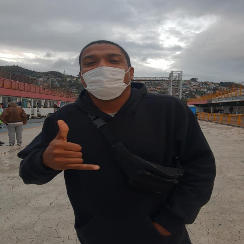 Com auxílio da Prefeitura, homem em situação de rua consegue emprego