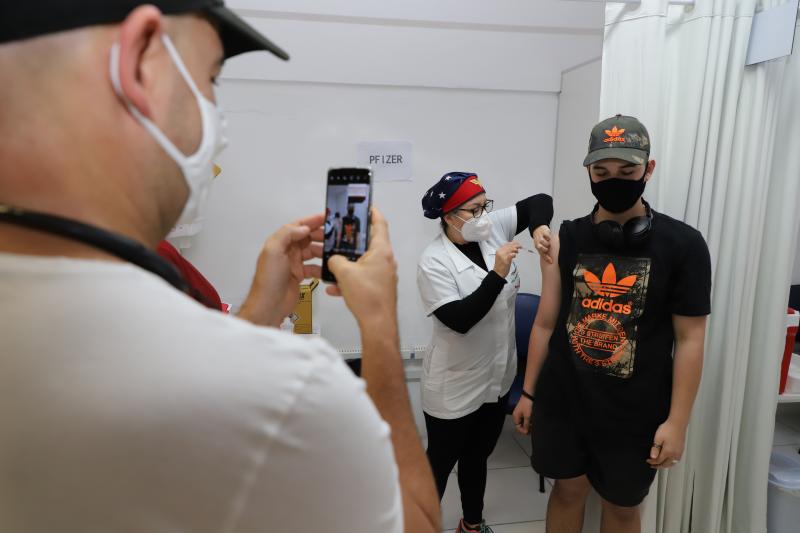 Florianópolis continua vacinação contra Covid-19, Influenza e vacinas do calendário, nesta quarta-feira, 31 de agosto